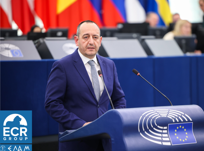«Οι γυναίκες της Κύπρου δεν ξεχνούν» – Οργισμένη παρέμβαση Γεάδη στο Στρασβούργο για τα εγκλήματα και τους βιασμούς του 1974